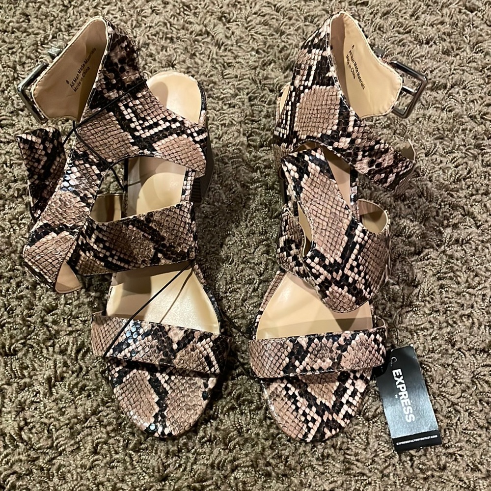 Womens shoes